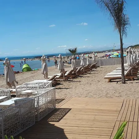 Mobil Grand Luxe 6/8 Pers Camping **** * Vias